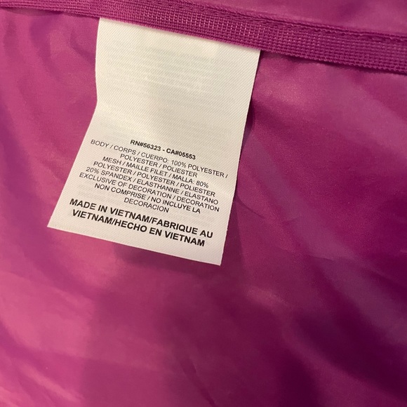 Nike Jacket Womens SZ Med Purple Storm Fit Windbreaker Lightweight Stormfly - Picture 6 of 8